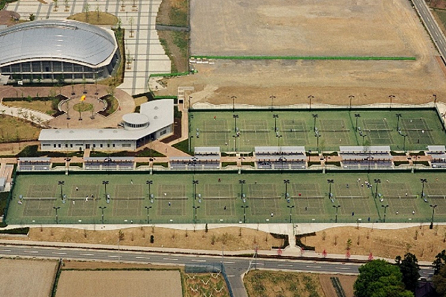 南長野運動公園テニスコート